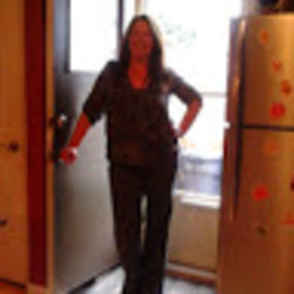 Meet your Posher, Sheri - Picture 1 of 1